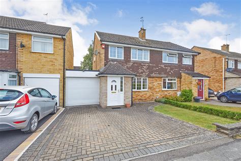 amads derby|3 bedroom semi.